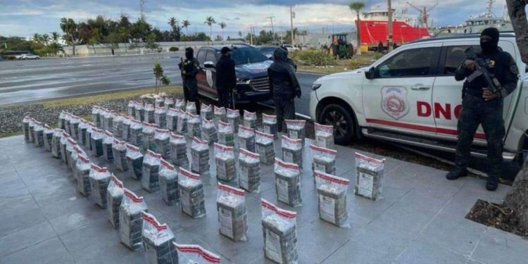 Capturan dos dominicanos con 400 paquetes de cocaìna