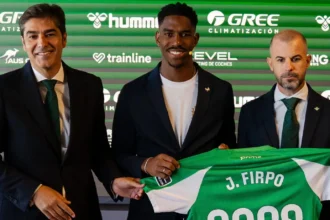Junior Firpo regresa al Betis tras seis años fuera del club