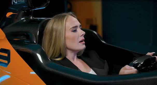 Adele en McClaren.