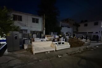 El vocero de la Policía Nacional aclaró que los agentes policiales únicamente trasladaron a la dotación correspondiente los electrodomésticos y demás ajuares recuperados