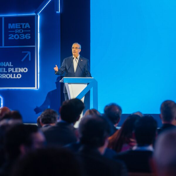 Presidente Abinader clausura el Foro Meta RD 2036;