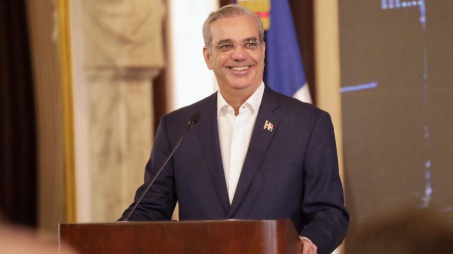 Presidente Abinader viaja a Colombia a toma de posesión de Abelardo de la Espriella