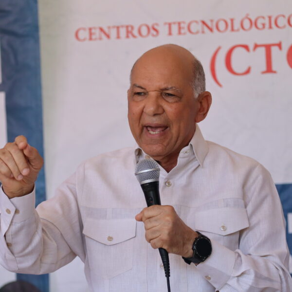 Centro Comunitario certifica 250 niños y jóvenes en habilidades blandas