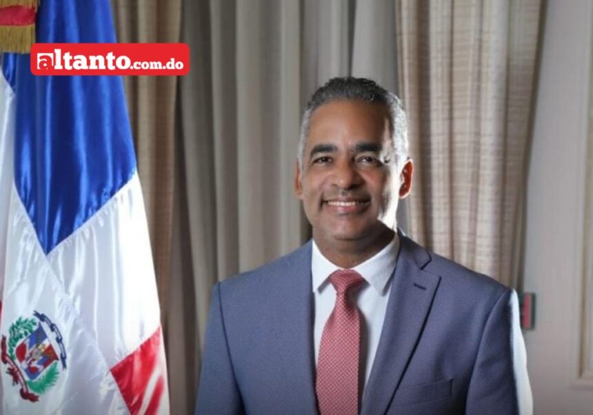 Abinader designa a Joel Santos presidente del CUED y coordinador del Gabinete de Energía